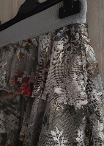 Zara Woman Çiçekli Mini Tül Etek - Görsel 4