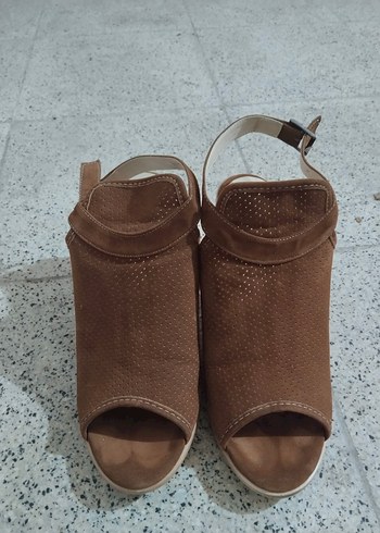 Taba Rengi Süet Kadın Topuklu Sandalet - Görsel 3