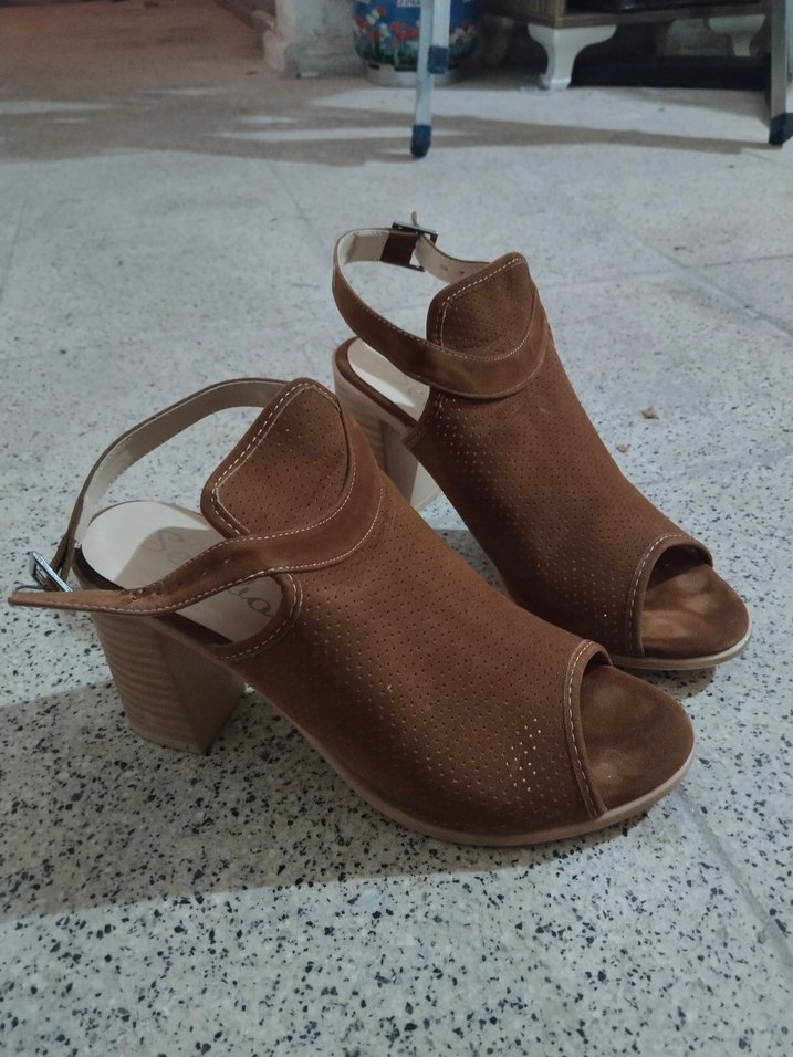 Taba Rengi Süet Kadın Topuklu Sandalet - Görsel 2