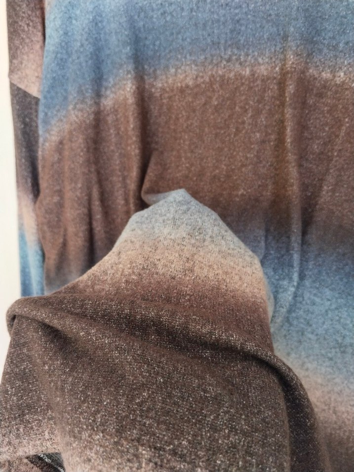 LCW Kadın Dik Yaka Uzun Kollu Tişört - Görsel 4