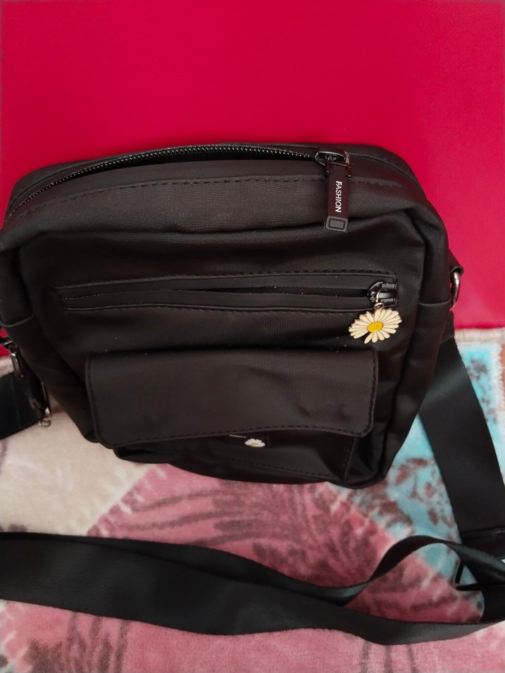 Addax Papatya Detaylı Siyah Omuz Çantası - Görsel 3