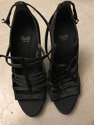 Zara Basic 