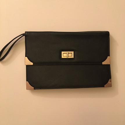 Siyah clutch