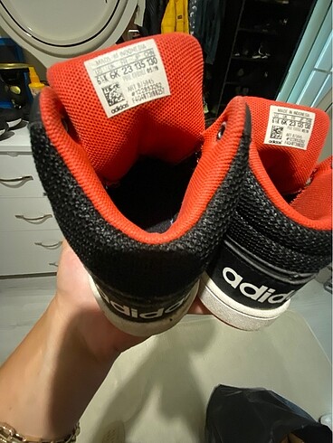 23 Beden siyah Renk Orjinal adidas spor ayakkabısı