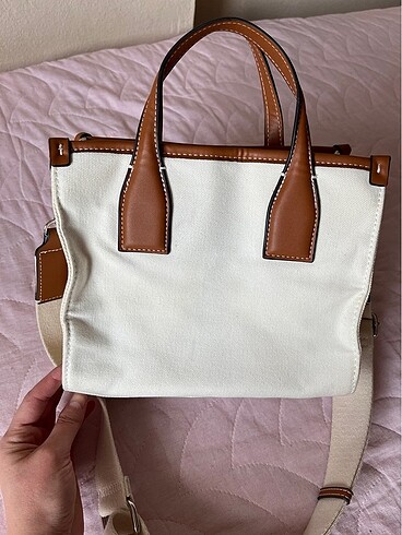 Zara çanta