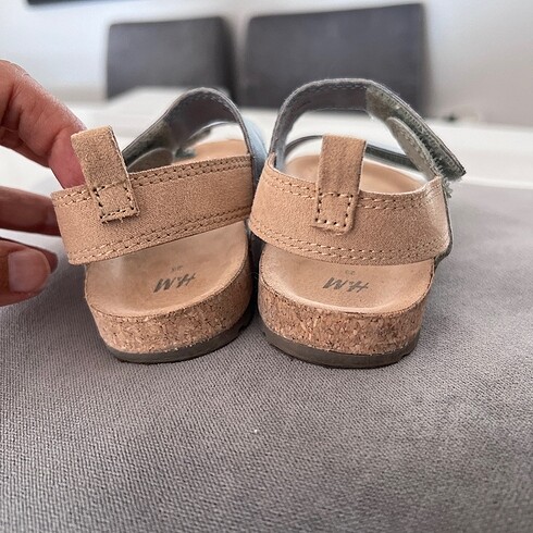 23 Beden H&M sandalet