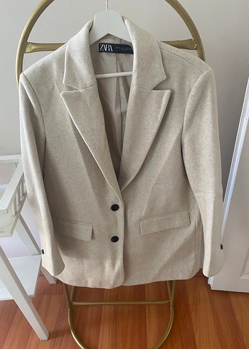 Zara Bej Düğmeli Kadın Blazer Ceket