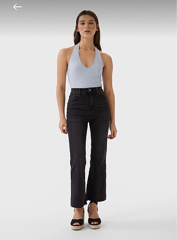 Stradivarius crop İspanyol jean