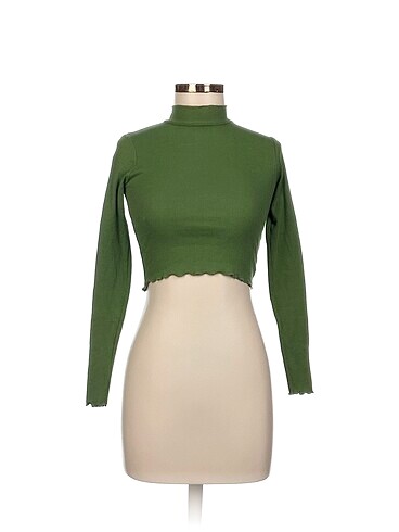 Pull and Bear Bluz %70 İndirimli.