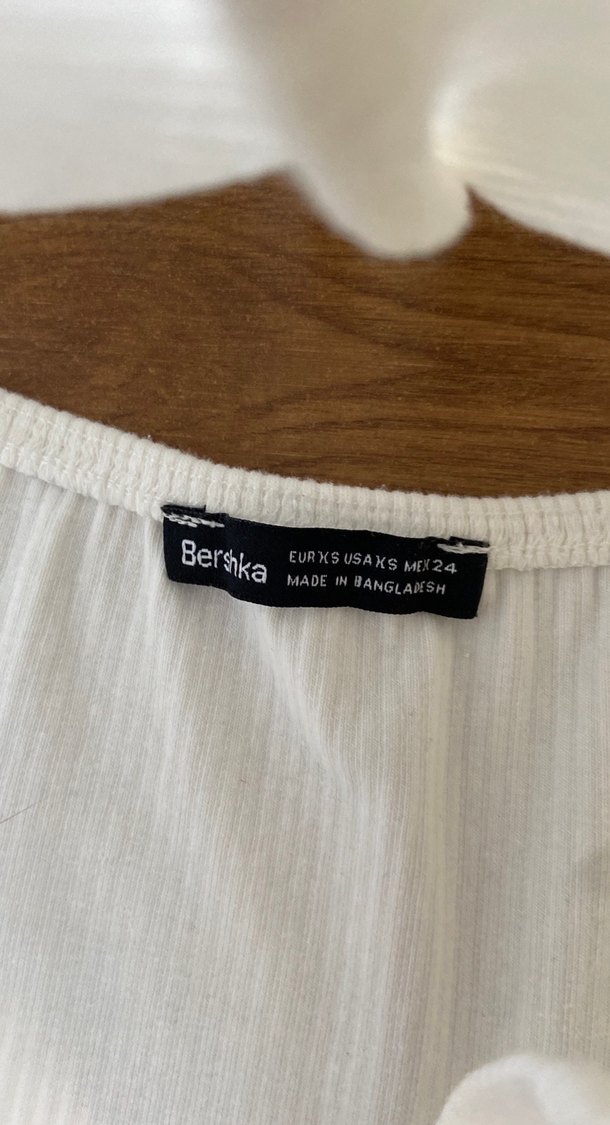 Beyaz Halter Yaka Kadın Crop Top - Görsel 2