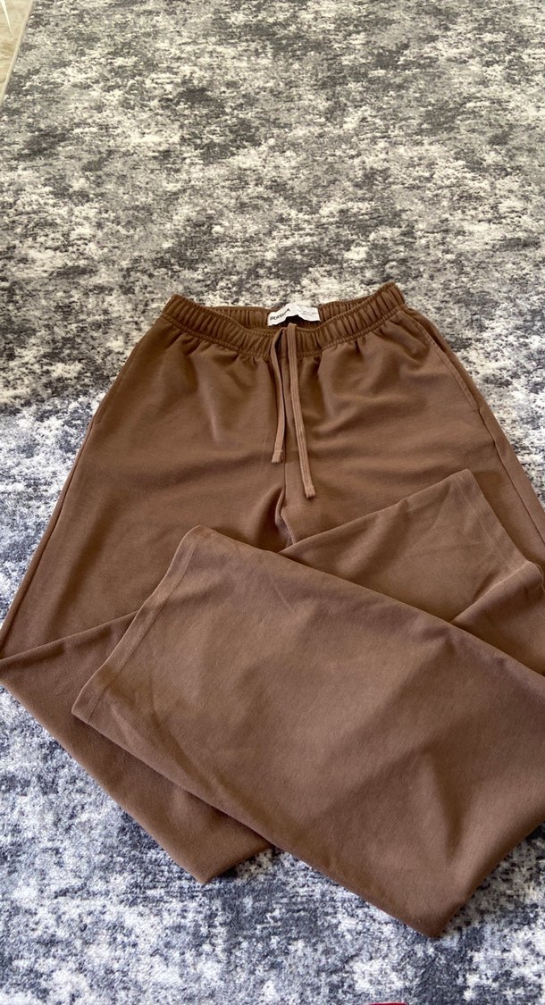 Bershka eşofman altı - Görsel 5