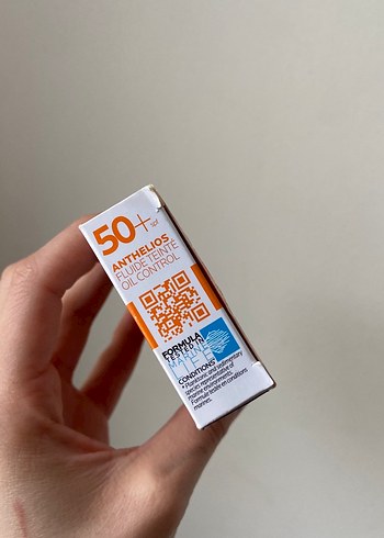 La Roche-Posay Anthelios UVMune 400 SPF 50+ Güneş Koruyucu - Görsel 4