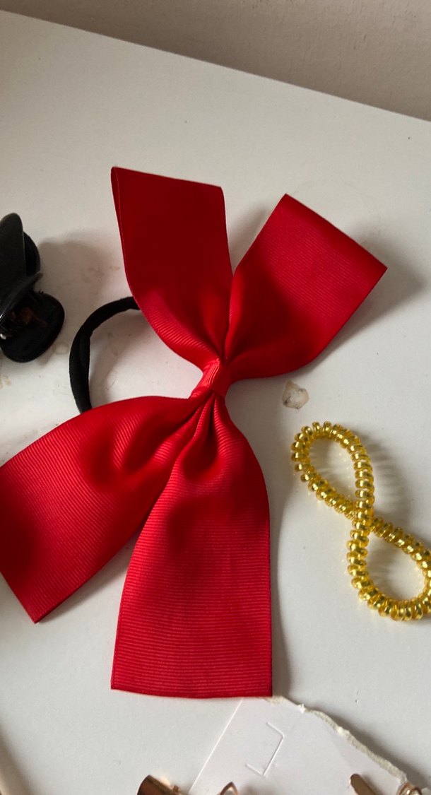 Kırmızı İpek Fiyonk Saç Aksesuarı - Görsel 3