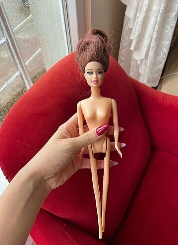 Barbie bebek