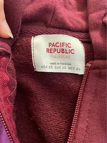 xs Beden Pull and bear kapşonlu hırka