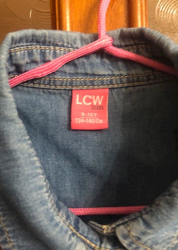 Nakışlı Kolsuz Denim Kız Gömlek - Görsel 6