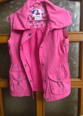 Düğmeli Pembe Kız Çocuk Yeleği - Görsel 6