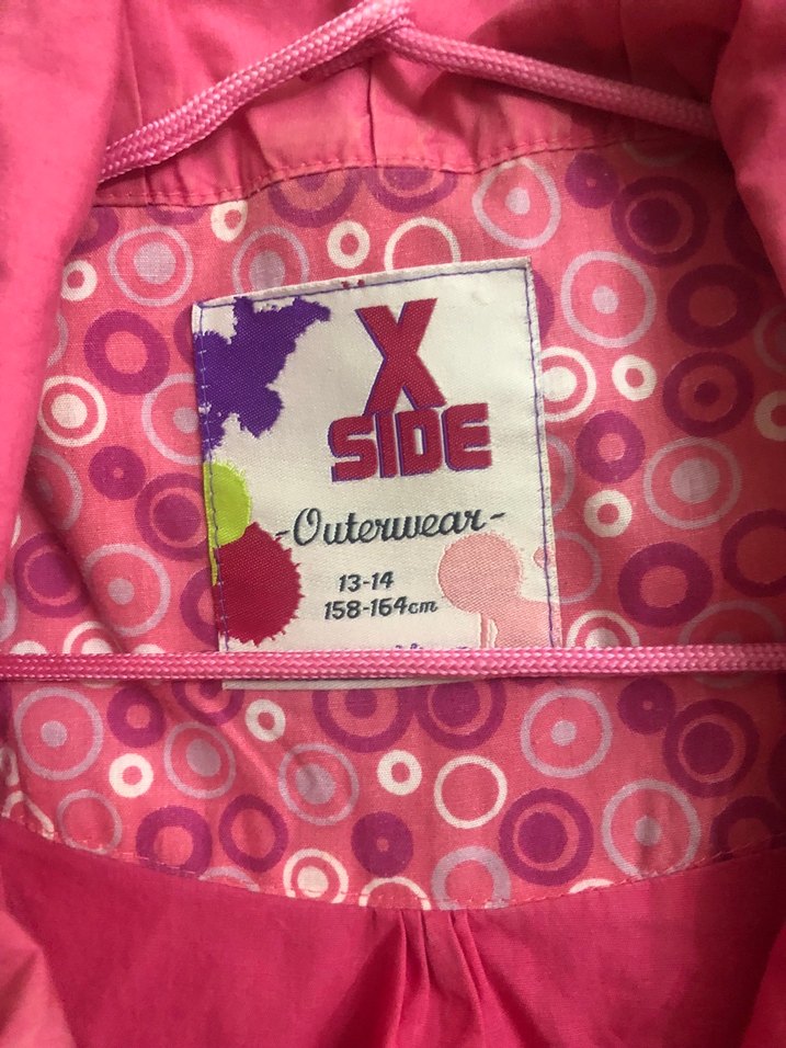 Düğmeli Pembe Kız Çocuk Yeleği - Görsel 5