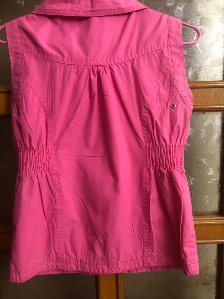 Düğmeli Pembe Kız Çocuk Yeleği - Görsel 2