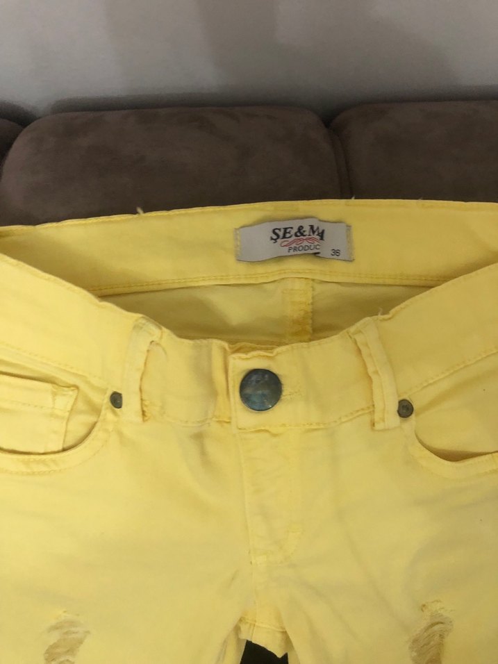 Kızlar için Parlak Sarı Dar Kesim Pantolon - Görsel 2