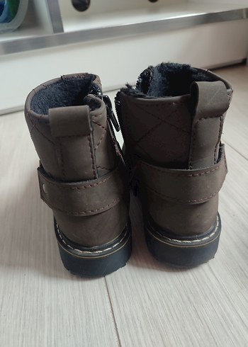 27 Beden Vicco Erkek Çocuk Deri Tokalı Bot