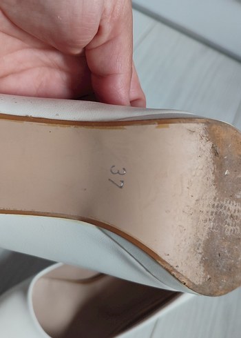 Diğer Beyaz Stiletto Topuklu Düz Kadın Ayakkabı