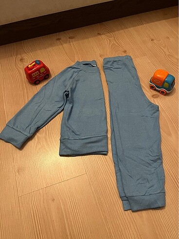 İnce triko takım 3 yaş - Görsel 5
