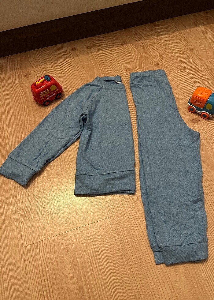 İnce triko takım 3 yaş - Görsel 5