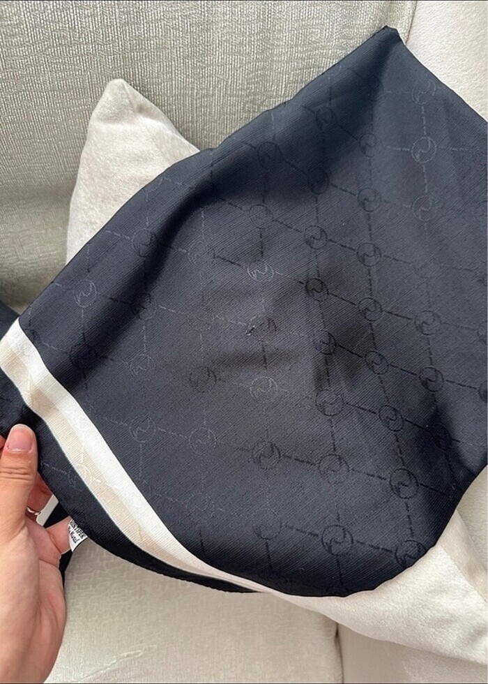 Hint ipek şal siyah - Görsel 2