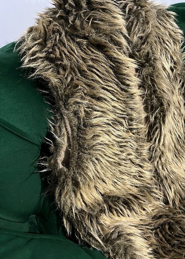 Tüylü kürk yelek - Görsel 3