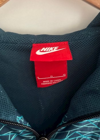 Nike Turkuaz Desenli Nike Fermuarlı Yağmurluk