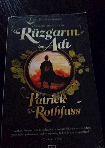Rüzgarın Adı - Patrick Rothfuss - Görsel 2