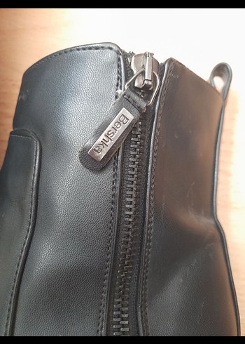 Siyah Deri Kadın Topuklu Bot - Görsel 3