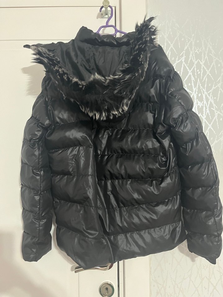 Kadın Siyah Kürklü Kışlık Mont - Görsel 2