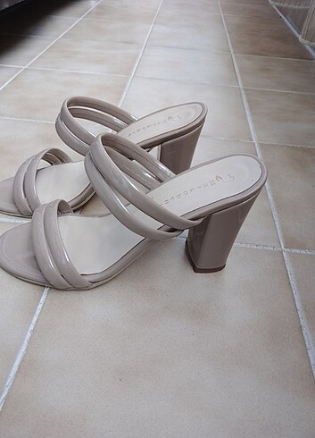Deichmann Vizon topuklu terlik sandalet