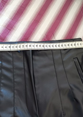 s Beden siyah Renk Deri Siyah Piliseli Kadın Pantolon