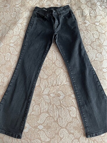 Mavi jeans siyah kot pantolon