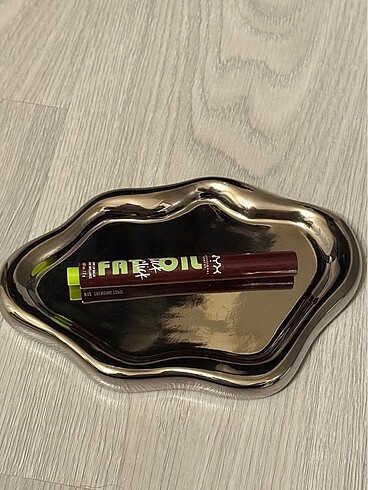 NYX FAT OIL STICK