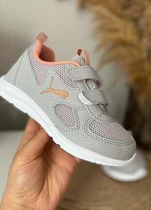 Puma Puma gri pembe 