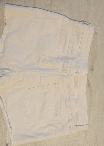 Yurtdışından,40 beden.Beyaz Pamuklu Mini Kot Şort - Görsel 3