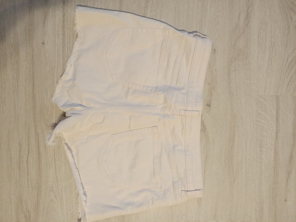 Yurtdışından,40 beden.Beyaz Pamuklu Mini Kot Şort - Görsel 3