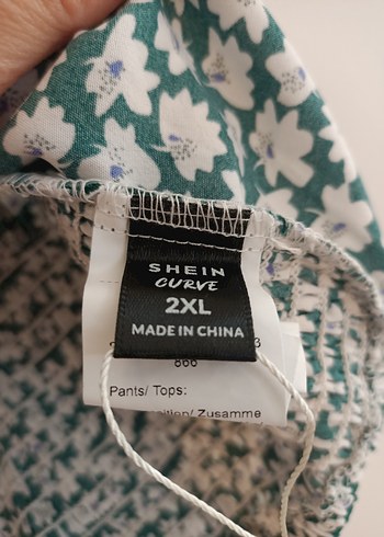 Shein 2XL.Yeşil Çiçek Desenli V Yaka Mini Crop Top - Görsel 3