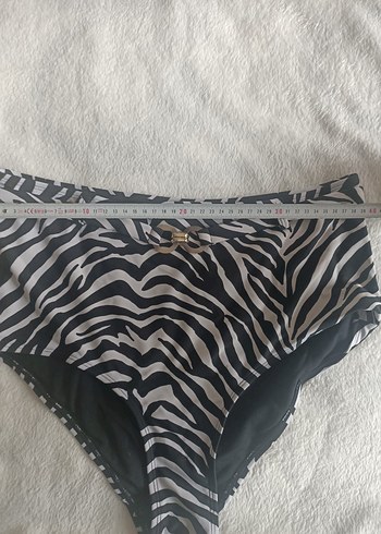 Yurtdışından, 42 beden Siyah Beyaz Zebra Desenli bikini altı - Görsel 5