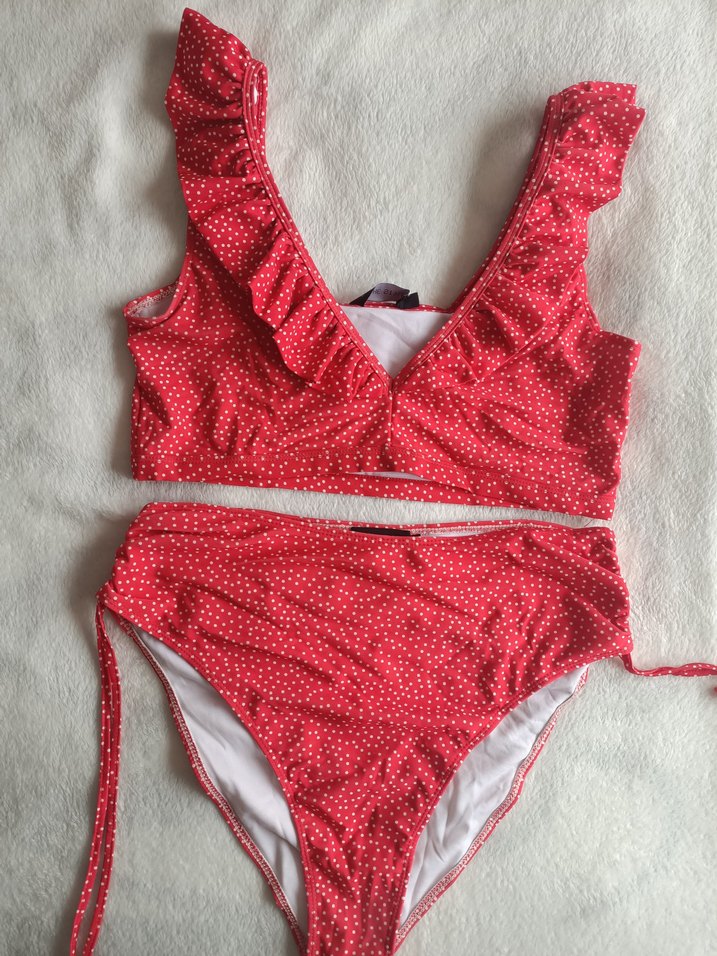 Yurtdışından,44-44 beden Kırmızı Puantiyeli Fırfırlı Mini Bikini - Görsel 2