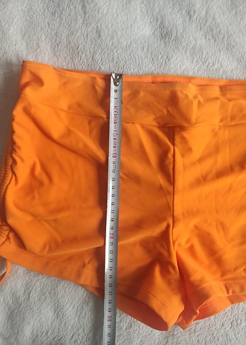 Shein XL turuncu şortlu bikini altı - Görsel 4