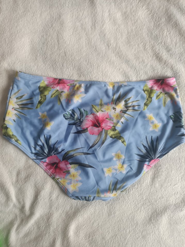 Yurtdışından,46 beden Mavi Çiçek Desenli Mini Bikini Altı - Görsel 2