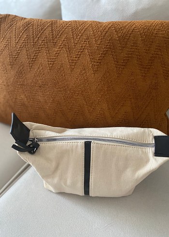 Minimalist Bej Kadın Çanta Fermuarlı - Görsel 4