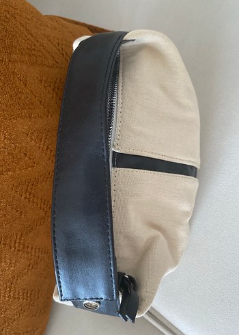 Minimalist Bej Kadın Çanta Fermuarlı - Görsel 3