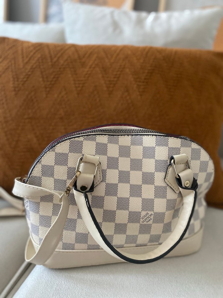 Klasik Beyaz Kareli Deri Kadın Çanta - Görsel 4