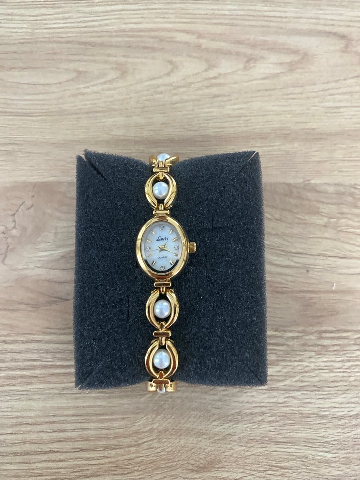 İnci Detaylı Altın Renk Kadın Kol Saati - Görsel 3